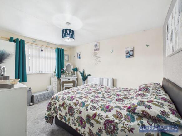 2 bed Flat for sale Image 9