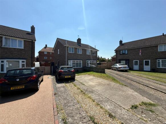 2 bed Semi-Detached for sale Image 11