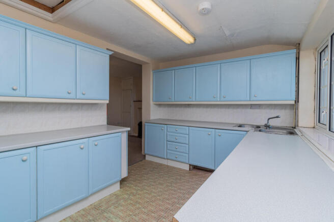 Kitchen-(1)