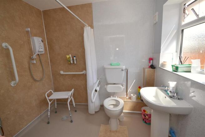 Annexe Wet Room.jpg