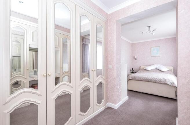 bed 1-dressing