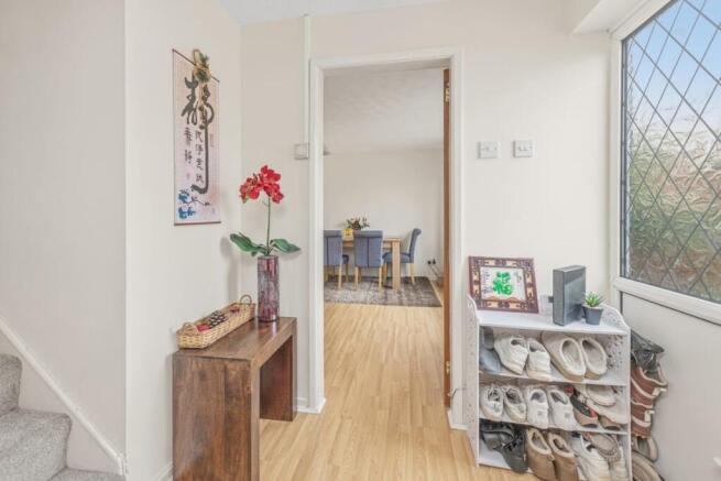 4 bed Semi-Detached for sale Image 7