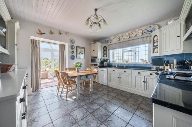 Kitchen/Breakfast Room