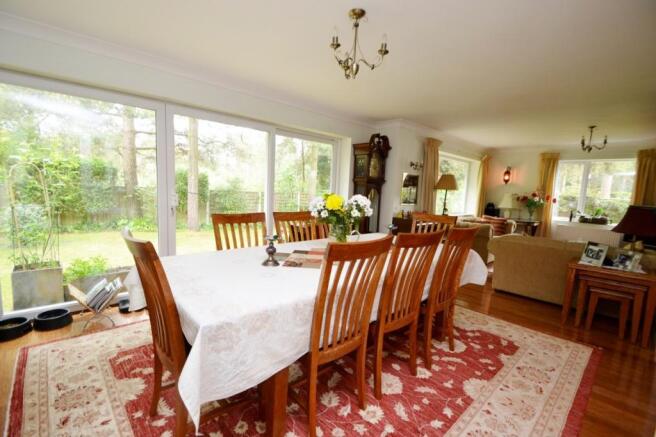 dining room / family