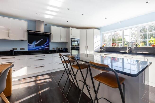 11 Hitchin Road Main House interiors-10.jpg