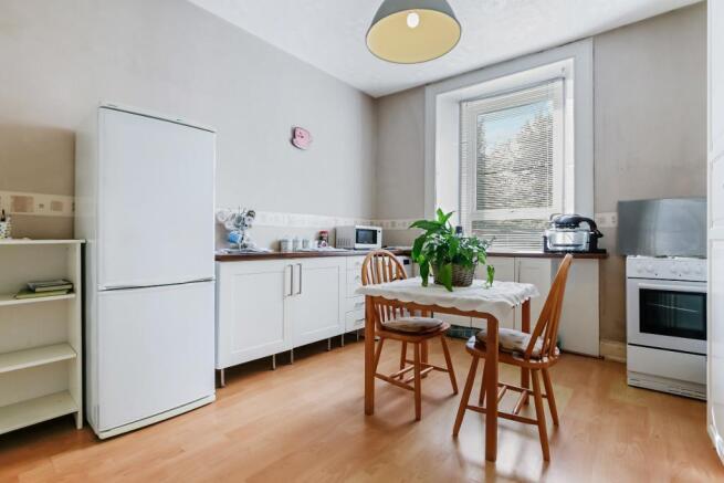 Kitchen/ Dining Area