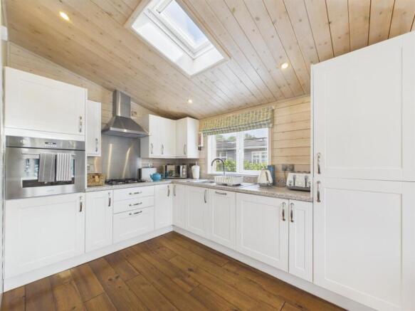 Kitchen Living & Dining Area