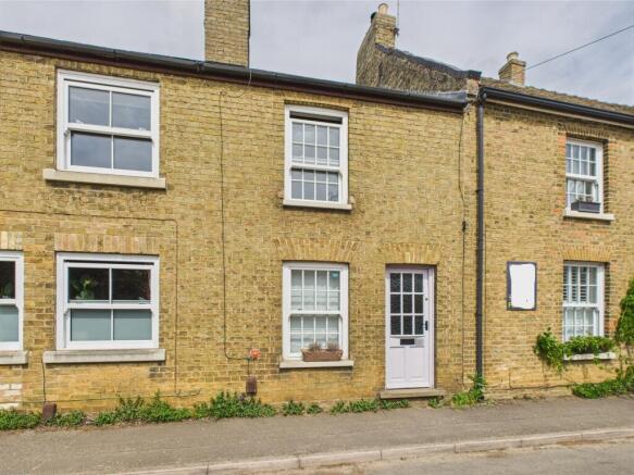 CAM02519G0-PR0283-STILL004