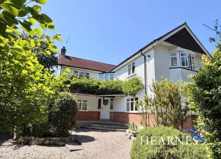 Canford Cliffs Road, Poole, BH13