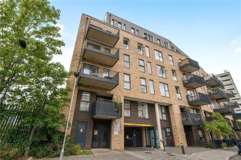 Trinity Way, Acton, London