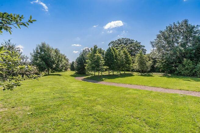 Gardens and Gr...