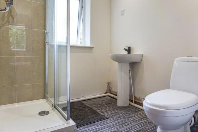 Master En-suite