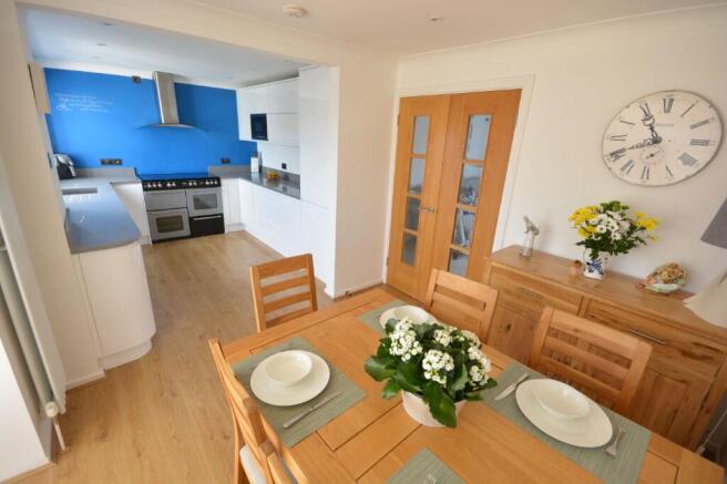 Lynwood Drive, Merley, Wimborne, Dorset, BH21 photo 4