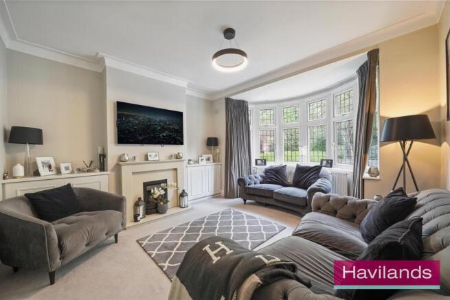 Clarendon Way-12.jpg