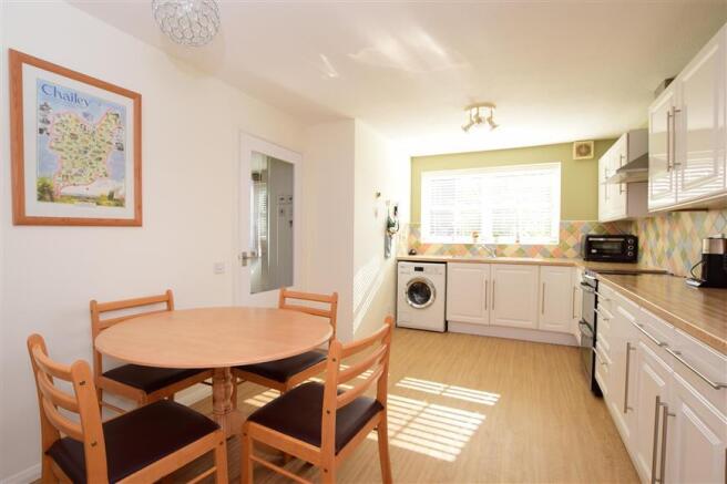Kitchen /Breakfast Room