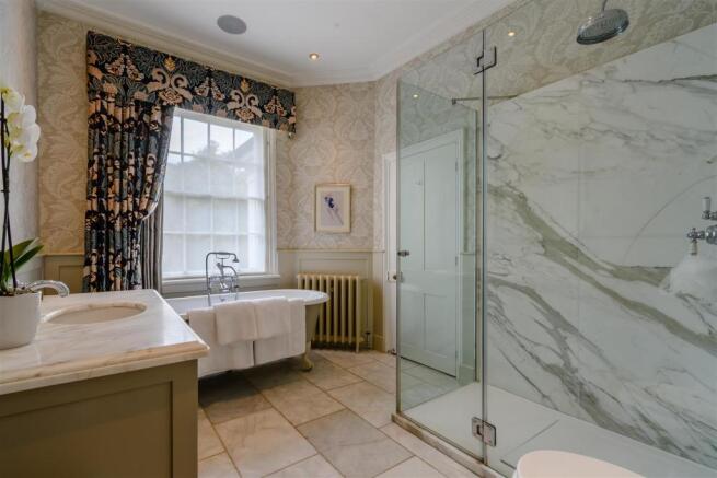 8424613-interior58.jpg
