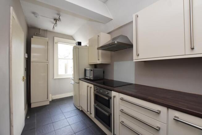 Kitchen (2)