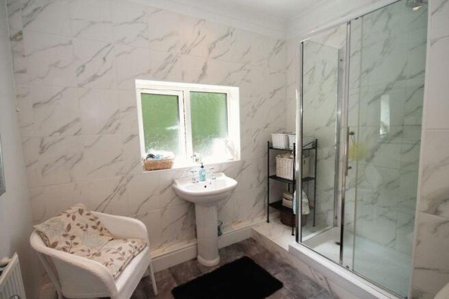 En Suite Shower