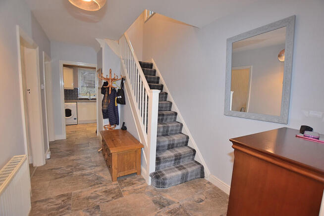 3 bed Semi-Detached for sale Image 4