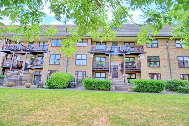 COMMUNAL GARDENS