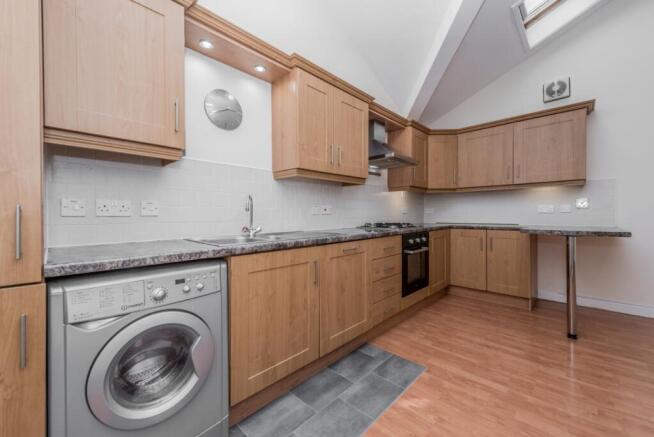 Bradford Road, East Bierley, Bradford, BD4 photo 4