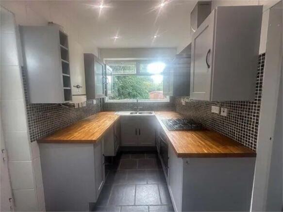 2 bed Terraced for sale Image 5