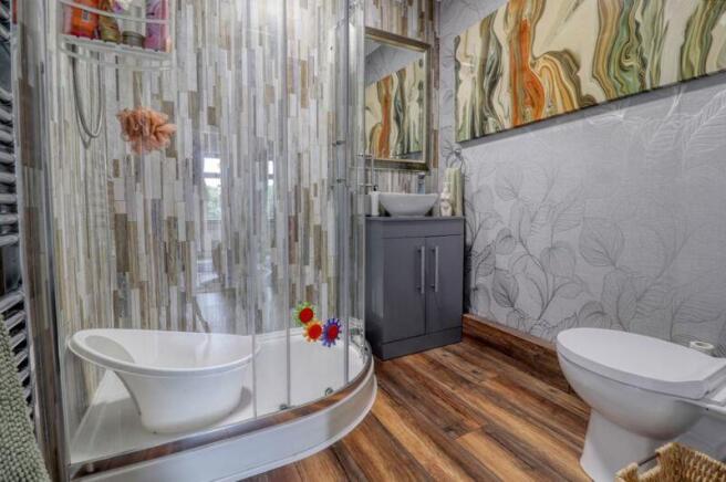 Upstairs Bathroom