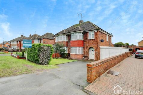 Wheelwright Lane, Ash Green, Coventry