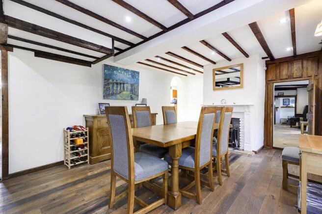 WHYTE COTTAGE_16.JPG