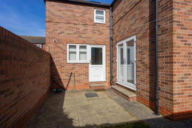 2 bed Detached for sale Image 7