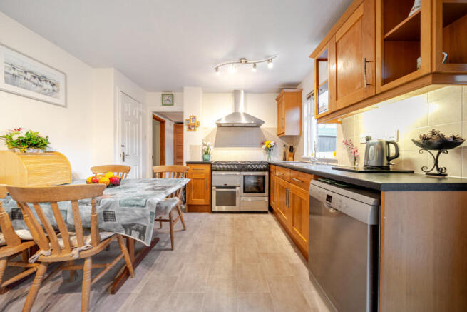 1408541-24-698a0abab10d9