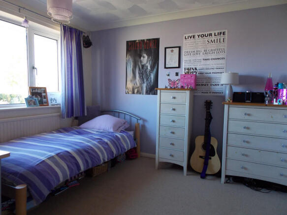 Bedroom2