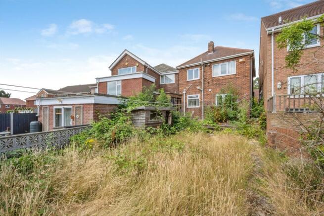 3 bed Detached for sale Image 4