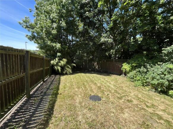 3 bed End of Terrace to rent Image 12