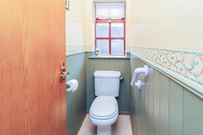 3 bed Detached Bungalow for sale Image 7
