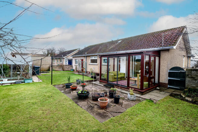 Rear Elevation/Rear Garden