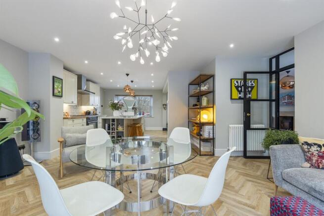 Stonehaven., Churchlane, Baslow. 20_297.jpg