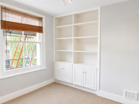 Living Room/Bedroom