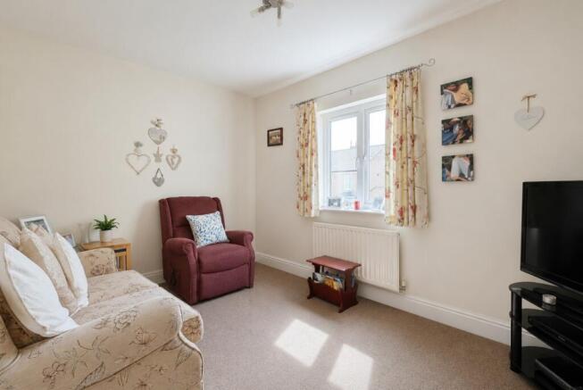 2 bed Apartment for sale Image 8