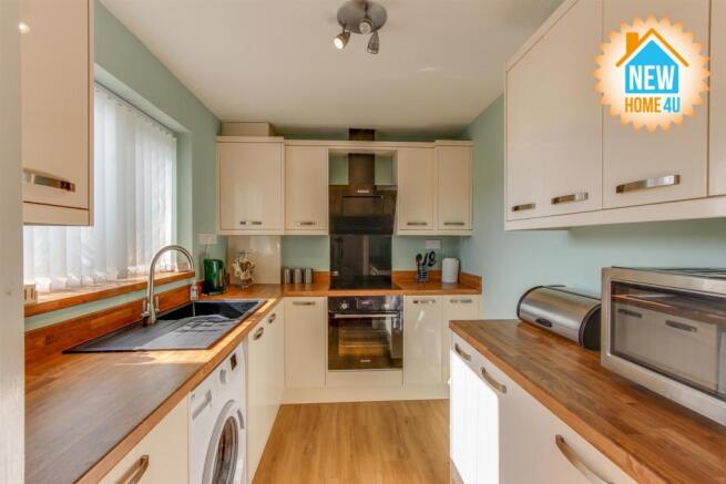 KITCHEN: