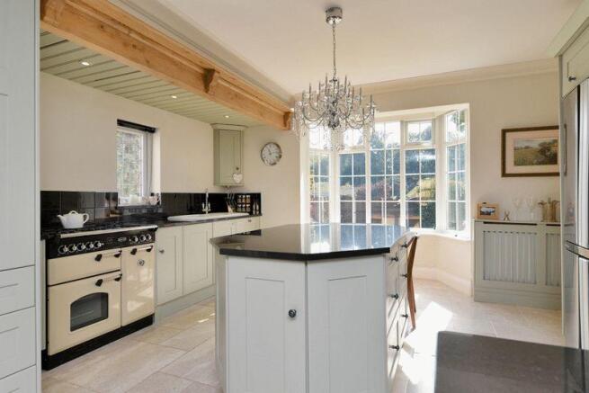BESPOKE KITCHEN