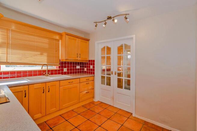 6 Oaks Drive WV107PX