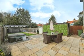 41, Avenue Road, Huntingdon PE29 1JA