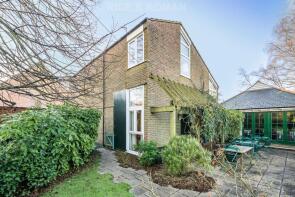 28, Stonegate, Wye TN25 5DD