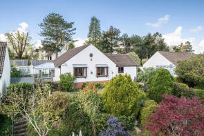 15, Millbrook Dale, Axminster EX13 5EF