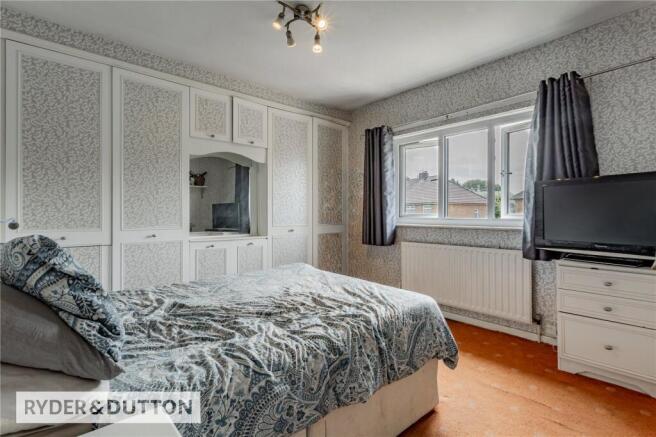3 bed Semi-Detached for sale Image 11
