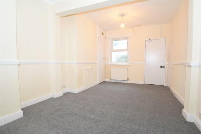 3 bed Terraced for sale Image 4