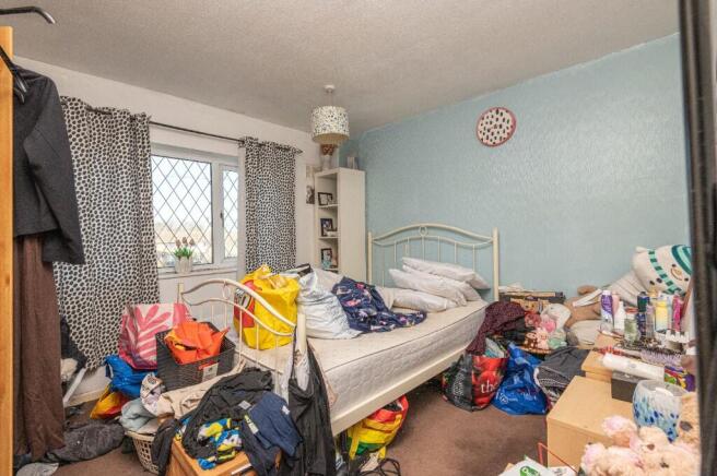 3 bed Semi-Detached for sale Image 10