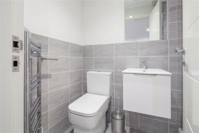 1 bed Terraced to rent Image 7
