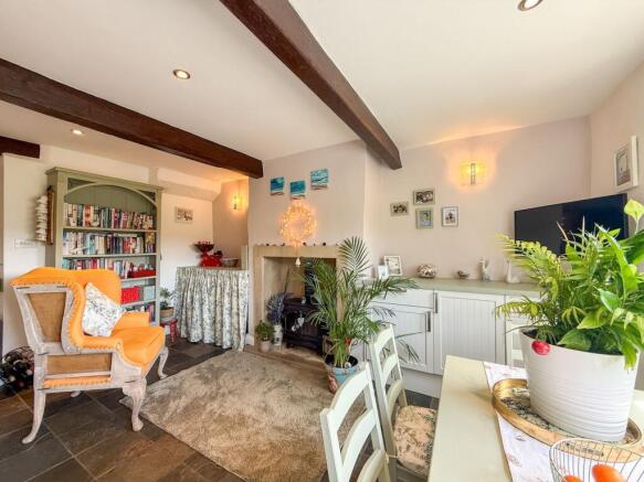 2 bed Cottage for sale Image 7